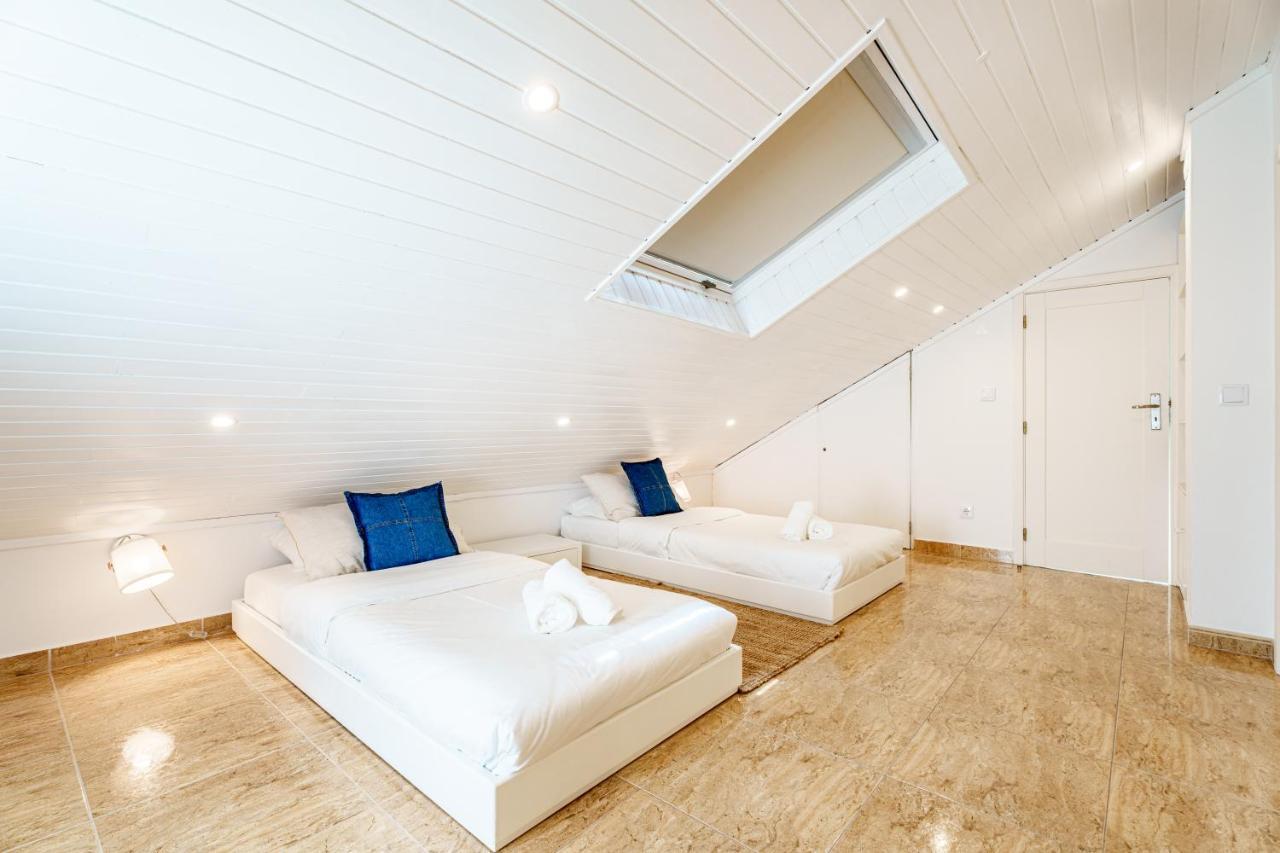 Charming Nazare Apartment-1 Minute To The Beach Екстериор снимка