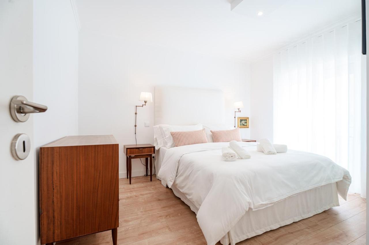 Charming Nazare Apartment-1 Minute To The Beach Екстериор снимка