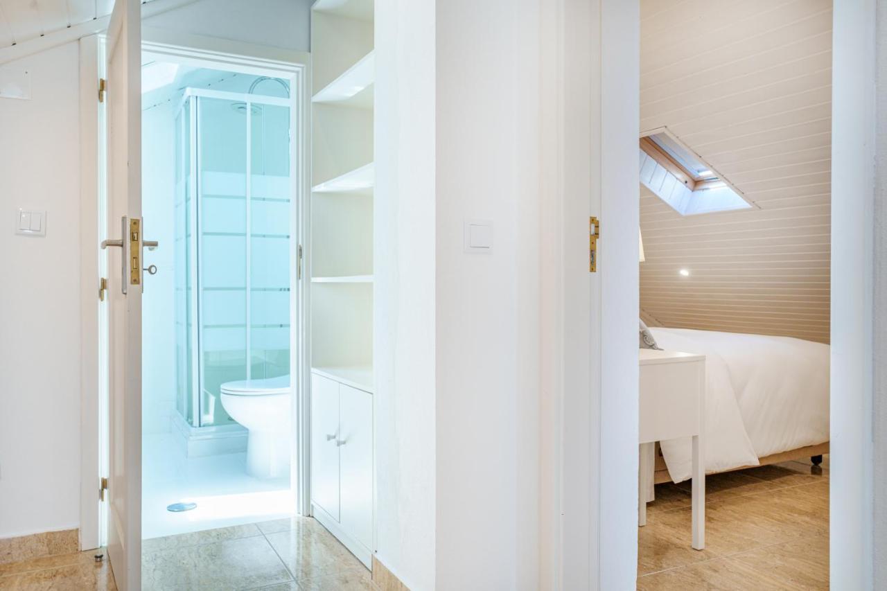 Charming Nazare Apartment-1 Minute To The Beach Екстериор снимка