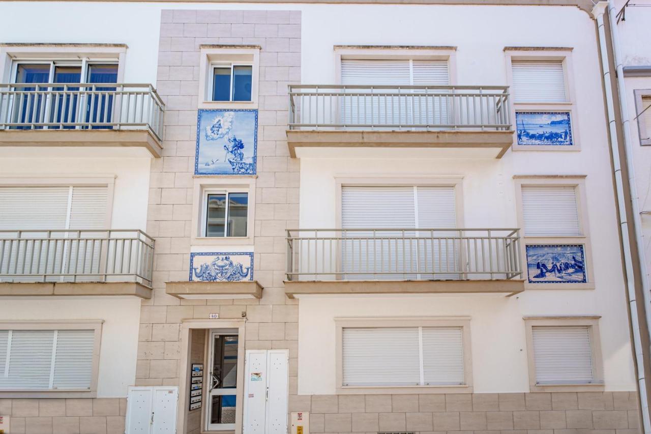 Charming Nazare Apartment-1 Minute To The Beach Екстериор снимка