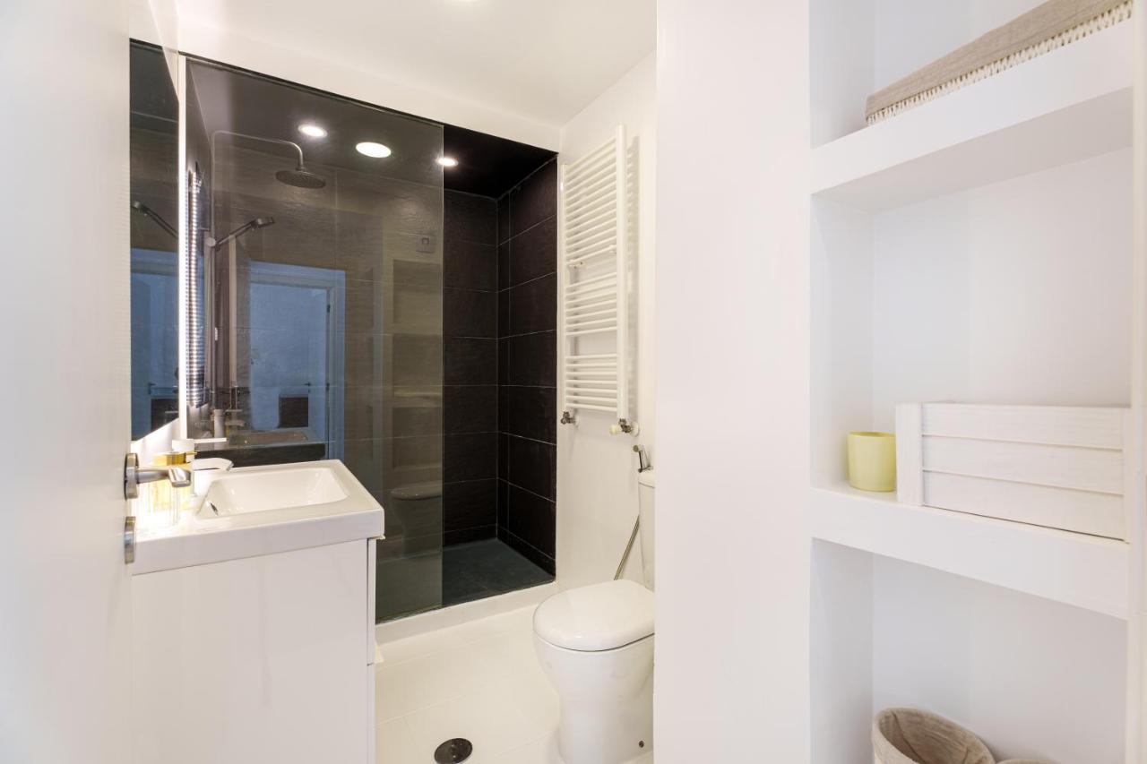 Charming Nazare Apartment-1 Minute To The Beach Екстериор снимка